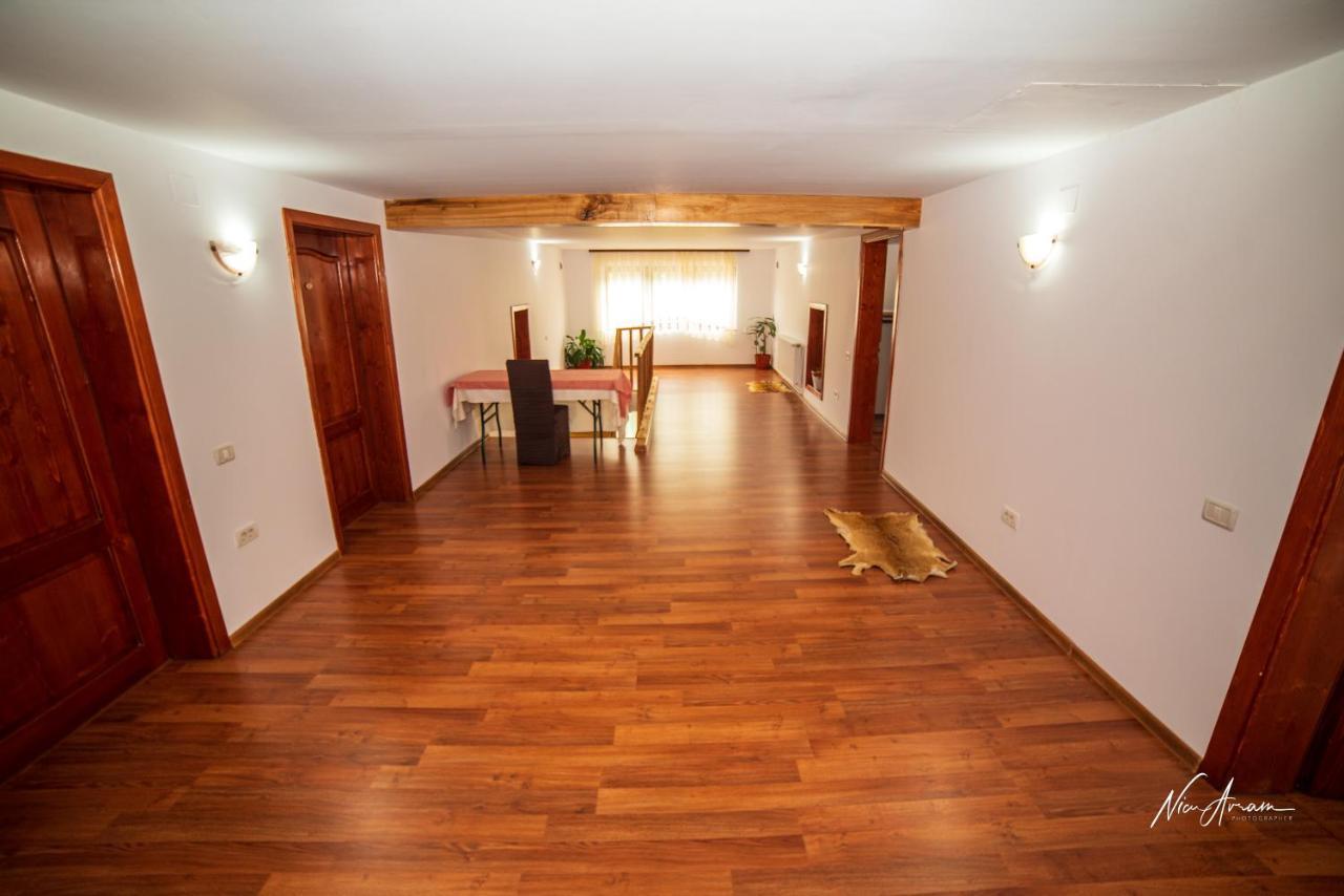 Hotel Casa Binu Arieşeni Exteriér fotografie