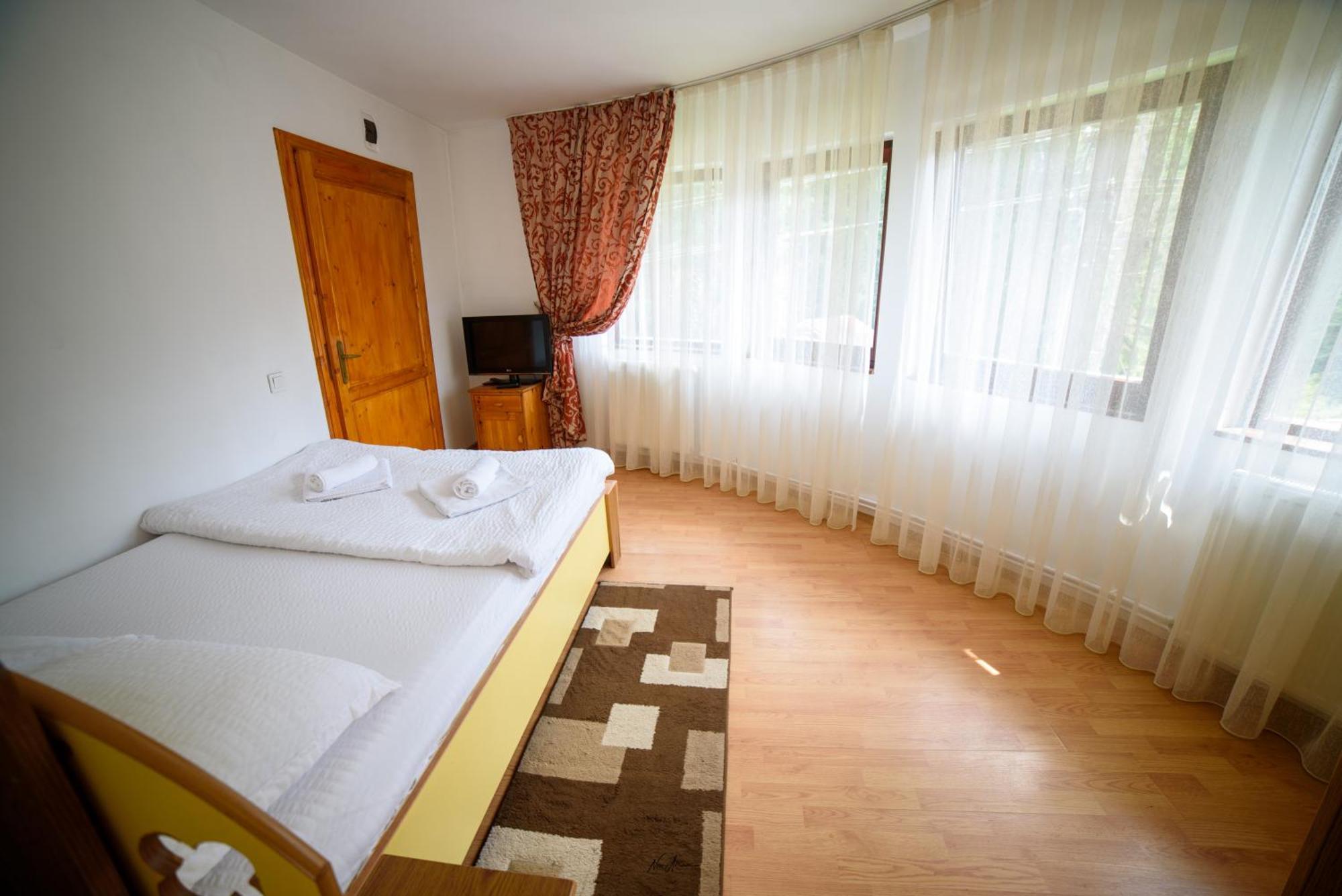 Hotel Casa Binu Arieşeni Exteriér fotografie